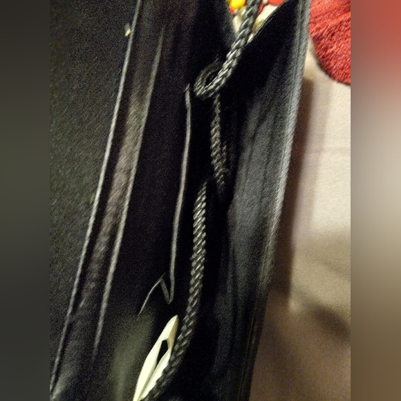 Elegant Black Floral Clutch - Picture 2 of 2